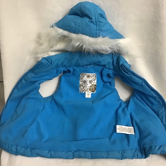 The Children’s Place Toddler Girl 24M Winter faux fur Hoodie - Picture 4 of 6